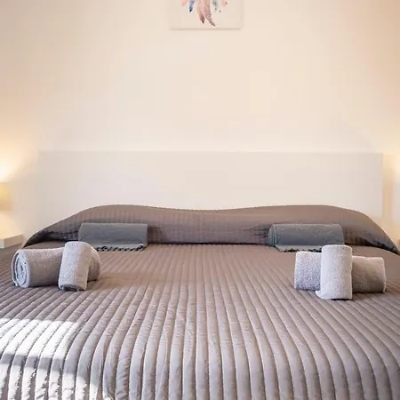 Vistalroque ベッド・アンド・ブレックファスト アロナ